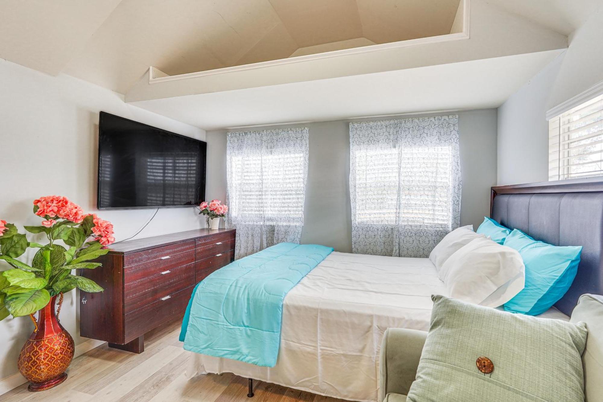 Lakefront Panama City Studio With Hot Tub Access Extérieur photo