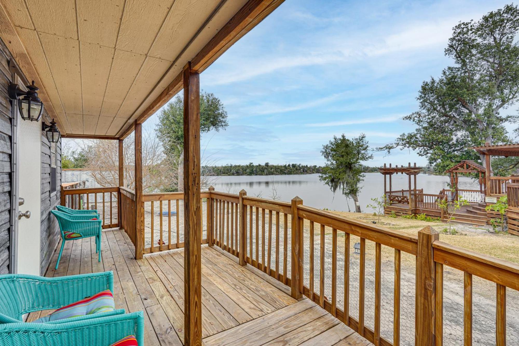 Lakefront Panama City Studio With Hot Tub Access Extérieur photo